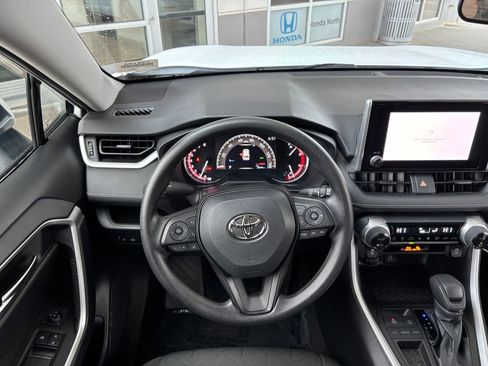 Used 2023 Toyota RAV4 XLE image 10