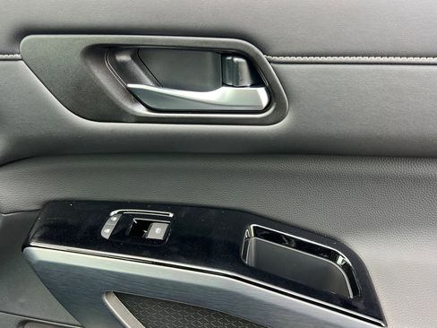 New 2025 Nissan Pathfinder SL w/ Lighting Package (N92) image 21