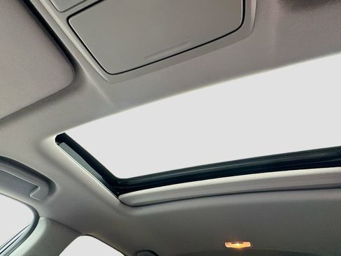 Used 2020 Honda CR-V Touring image 20