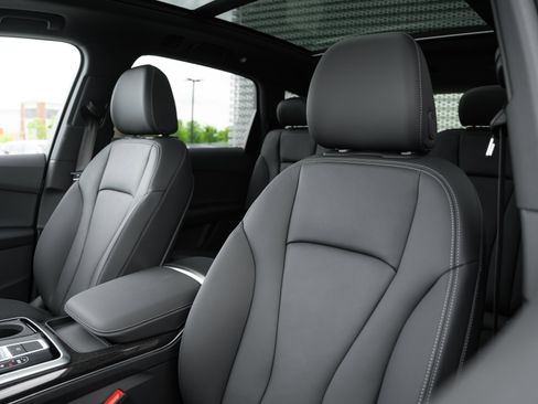 New 2026 Audi Q7 2.0T Premium AWD/4WD image 24