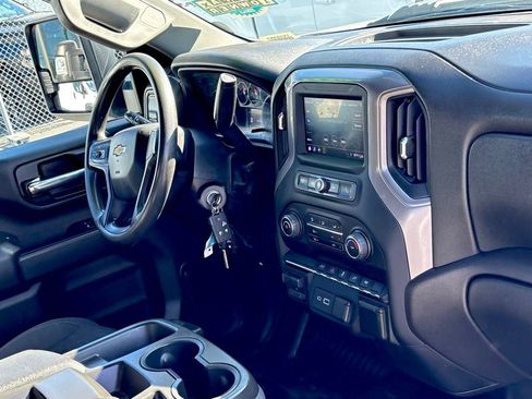 Used 2023 Chevrolet Silverado 2500 W/T w/ WT Convenience Package image 29