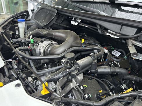 New 2024 Ford Transit 250 Low Roof image 32