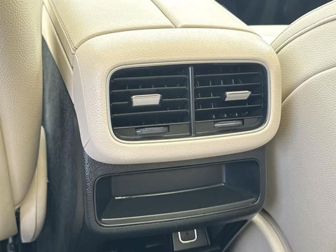 Used 2021 Mercedes-Benz GLE 450 4MATIC w/ 3rd Row Seat Package image 35