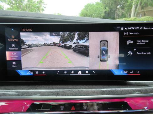 Used 2023 BMW 740i RWD image 29