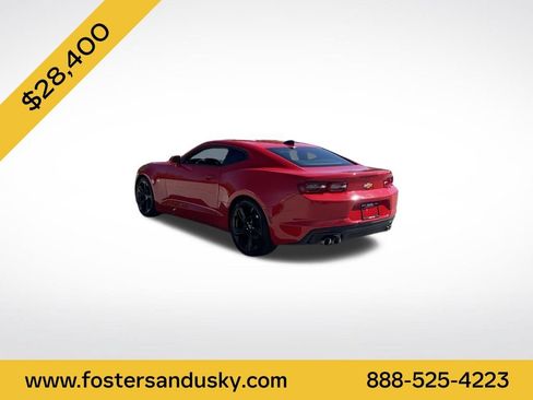 Used 2022 Chevrolet Camaro LT w/ Technology Package RWD image 3