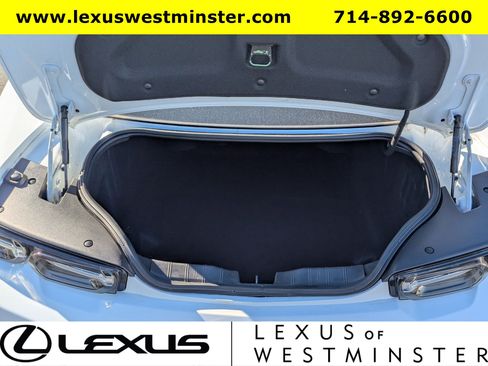 Used 2021 Chevrolet Camaro LT w/ RS Package image 12