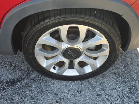 Used 2015 FIAT 500L Trekking image 8