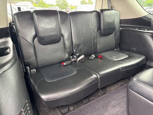 Used 2021 Nissan Armada SL w/ Captain's Chairs Package RWD image 19