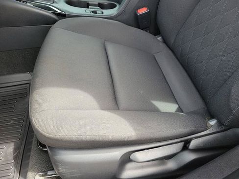 Used 2024 Toyota Corolla LE FWD image 4