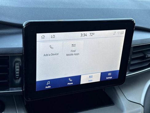 Used 2022 Ford Explorer XLT w/ Equipment Group 202A image 12