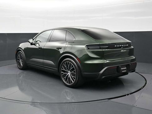 New 2026 Porsche Macan 4 Electric AWD/4WD image 3