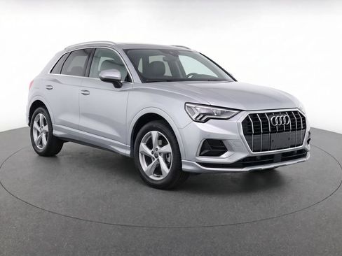 Used 2020 Audi Q3 2.0T Premium AWD/4WD image 28
