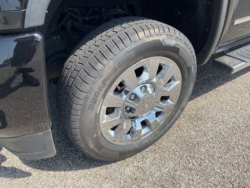 Used 2019 GMC Sierra 2500 Denali AWD/4WD image 11