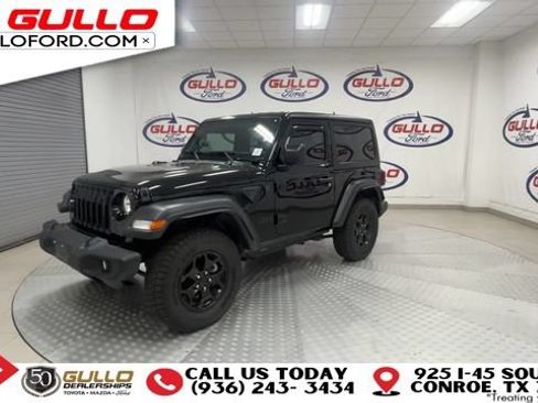 Used 2023 Jeep Wrangler Sport AWD/4WD image 2