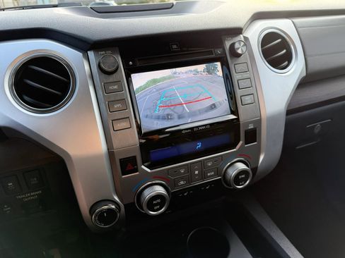 Used 2019 Toyota Tundra Limited w/ Limited Premium Package AWD/4WD image 26