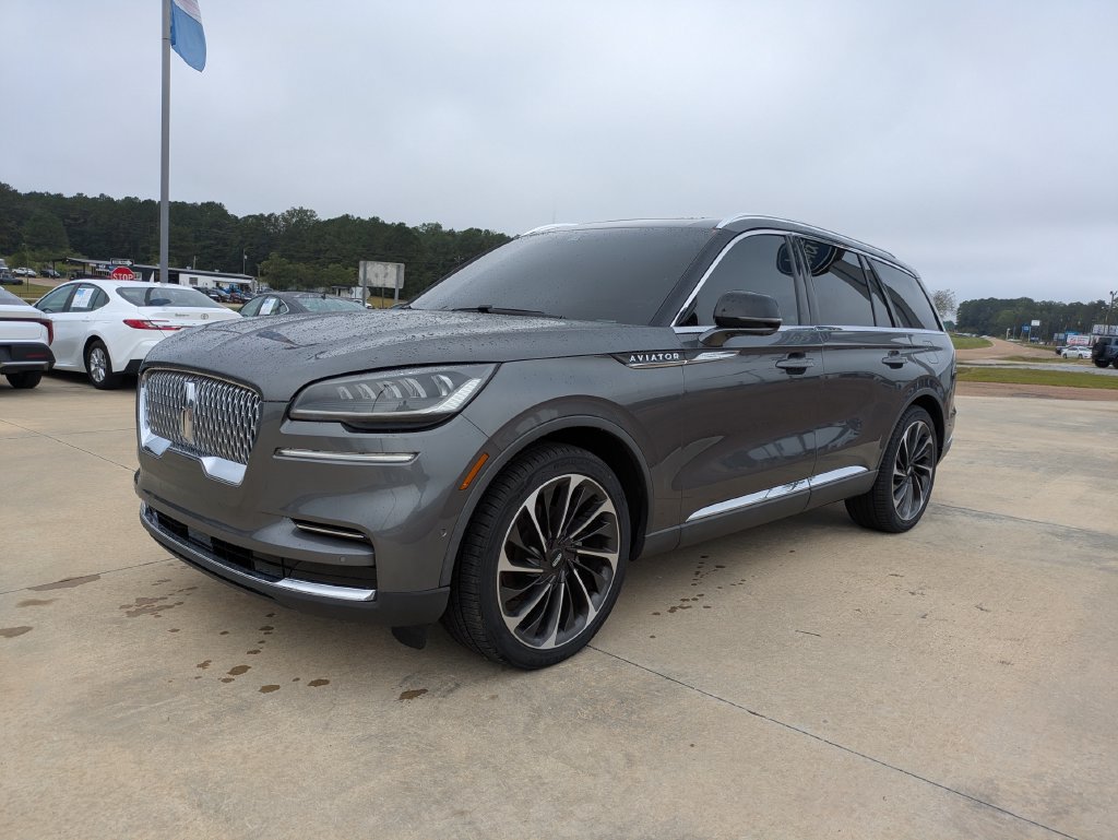 Used 2023 Lincoln Aviator Reserve w/ Equipment Group 201A RWD image 1