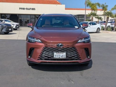 Used 2025 Lexus RX 350 Premium w/ Convenience Package FWD image 2