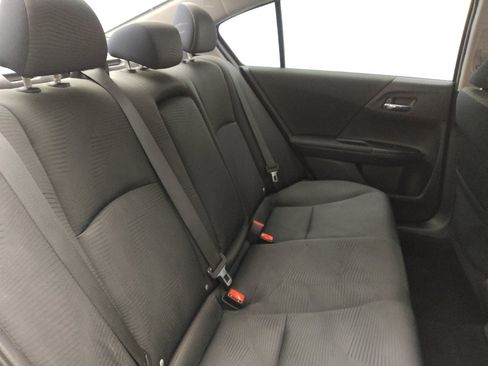 Used 2016 Honda Accord LX image 19