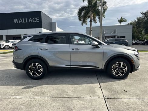 Certified 2024 Kia Sportage LX image 5