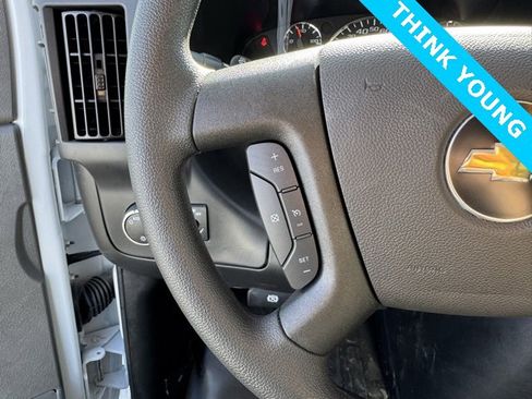 New 2025 Chevrolet Express 2500 w/ Enhanced Convenience Package image 15