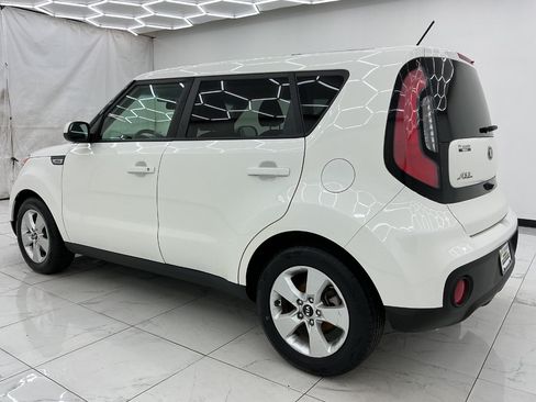 Used 2019 Kia Soul FWD image 11