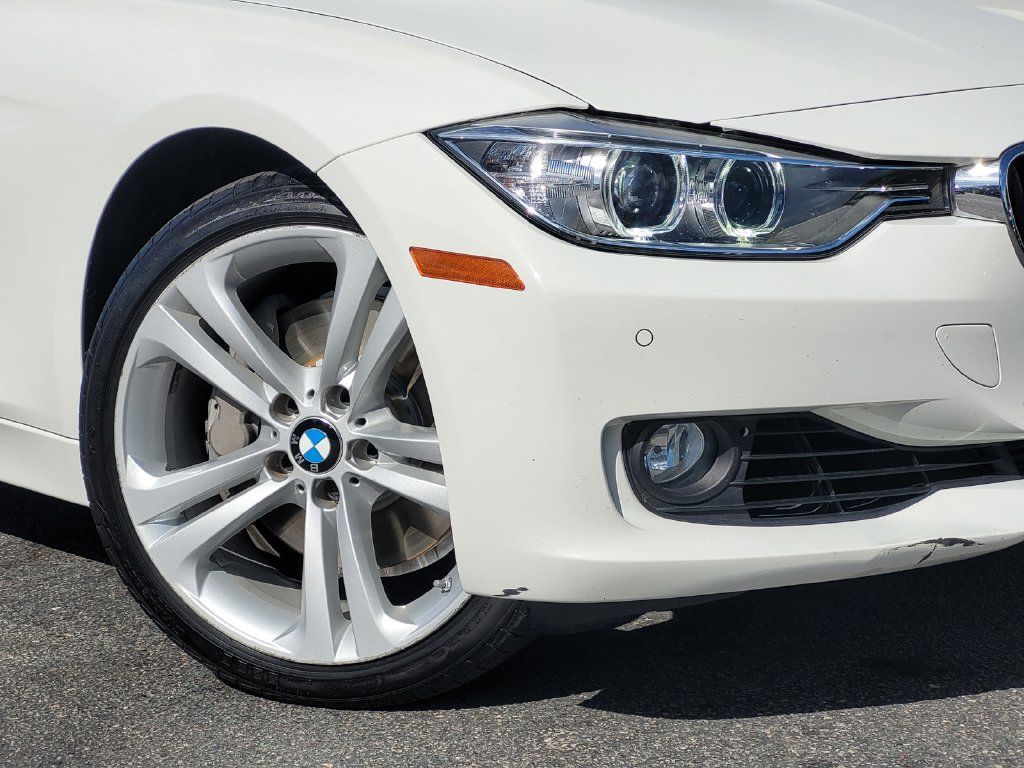 Used 2015 BMW 335i Sedan RWD image 3