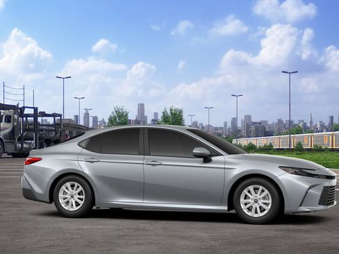 New 2026 Toyota Camry LE AWD/4WD image 15