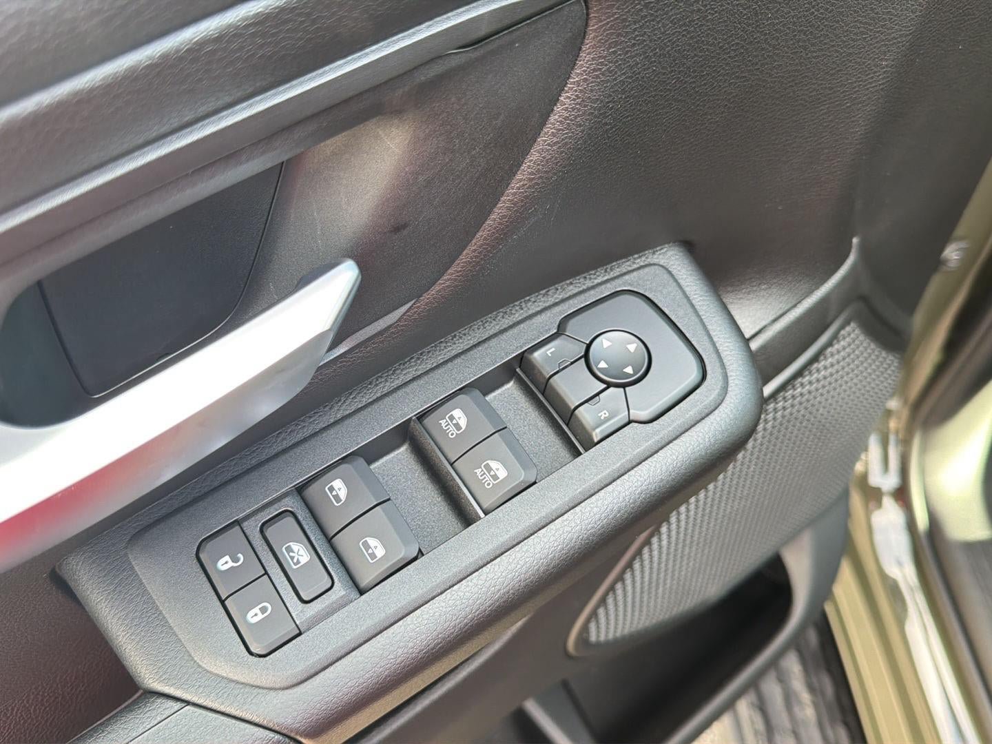 New 2027 RAM 1500 Express AWD/4WD image 4