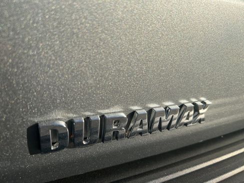 Used 2024 Chevrolet Suburban RST w/ Luxury Package image 7