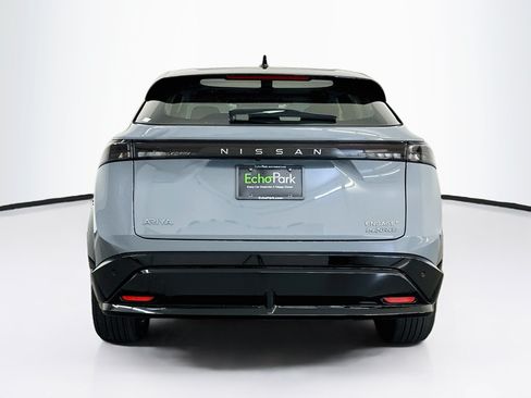 Used 2024 Nissan Ariya AWD image 7