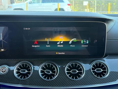 Used 2020 Mercedes-Benz AMG GT 63 S image 27