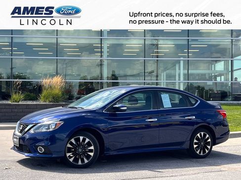 Used 2019 Nissan Sentra SR FWD image 1