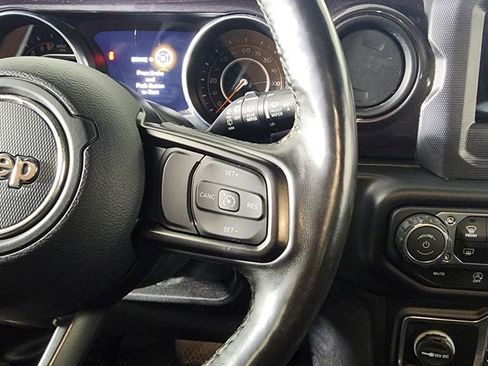 Used 2019 Jeep Wrangler Unlimited Sport image 19