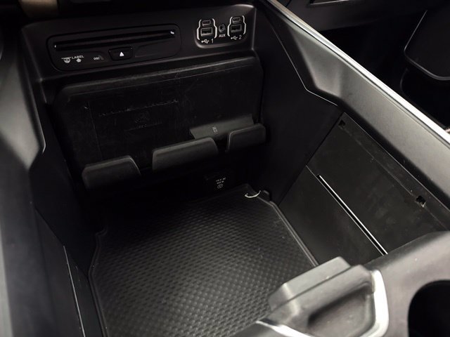 Used 2019 RAM 1500 Laramie AWD/4WD image 46