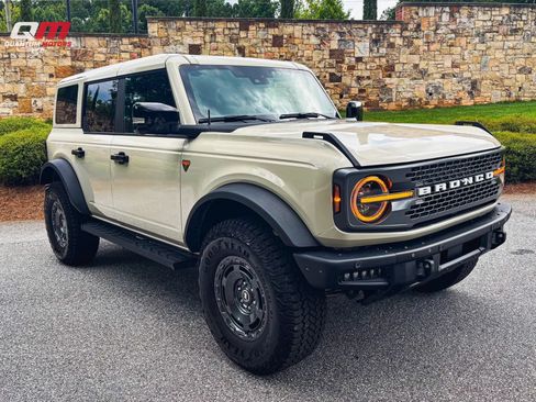 Used 2025 Ford Bronco Badlands AWD/4WD image 8
