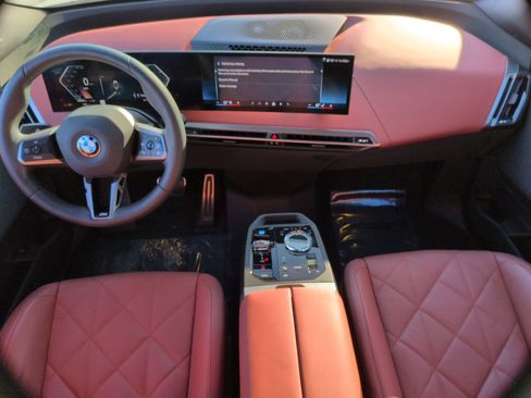 Used 2026 BMW iX xDrive45 w/ M Sport Package image 28