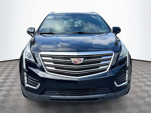 Used 2018 Cadillac XT5 Luxury image 2