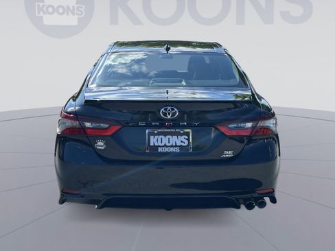 Used 2024 Toyota Camry SE AWD/4WD image 15