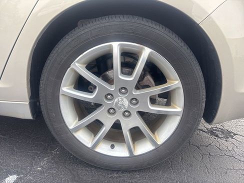 Used 2009 Chevrolet Malibu LTZ w/ Rear Power Package FWD image 9