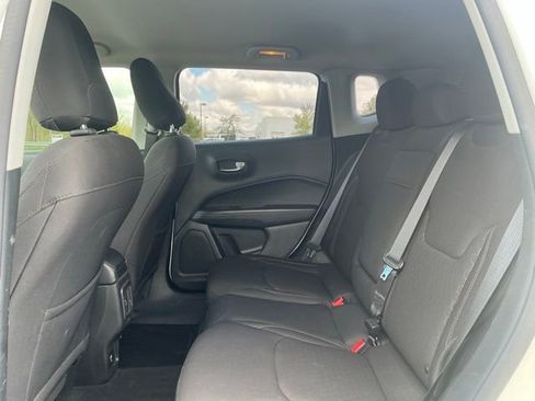 Used 2018 Jeep Compass Sport AWD/4WD image 33