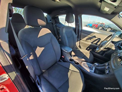 Used 2013 Dodge Avenger SXT FWD image 14