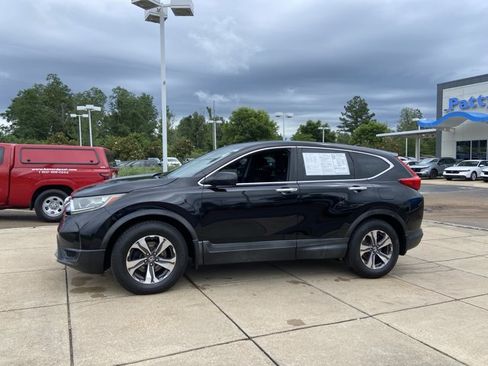Used 2018 Honda CR-V LX image 9