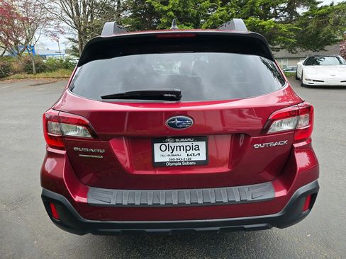 Used 2018 Subaru Outback 2.5i Premium AWD/4WD image 5