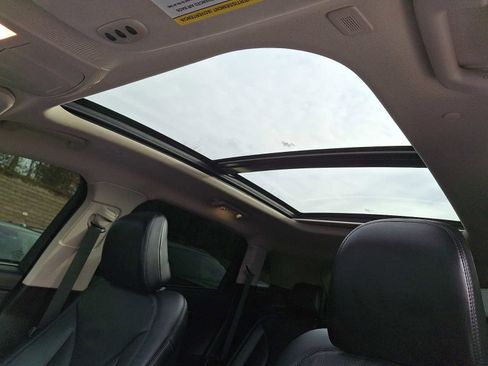 Used 2021 Lincoln Nautilus Reserve image 10