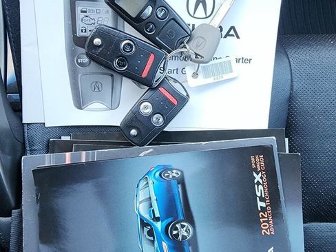 Used 2012 Acura TSX Sport Wagon FWD image 14
