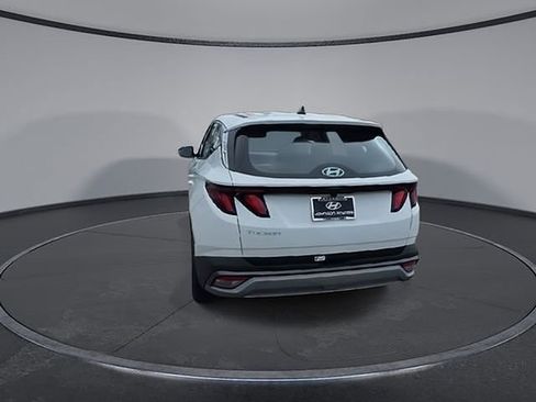 New 2026 Hyundai Tucson SE image 10