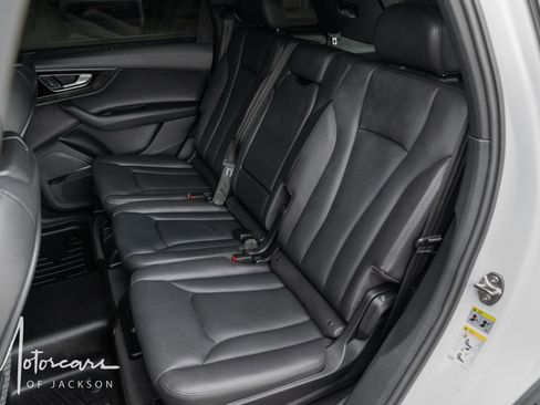 Used 2018 Audi Q7 3.0T Prestige AWD/4WD image 28