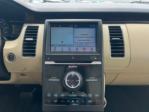Used 2017 Ford Flex Limited w/ Equipment Group 301A FWD image 23