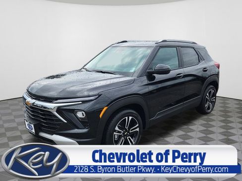 New 2024 Chevrolet TrailBlazer LT w/ Convenience Package image 1