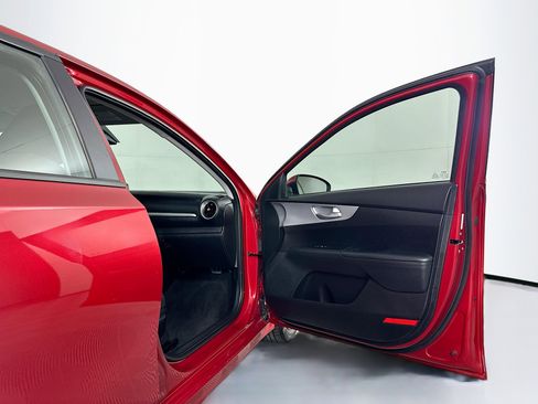 Used 2024 Kia Forte LXS image 29